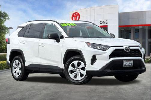 2019 Toyota RAV4 LE