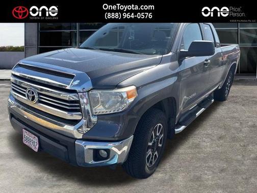 2017 Toyota Tundra SR5