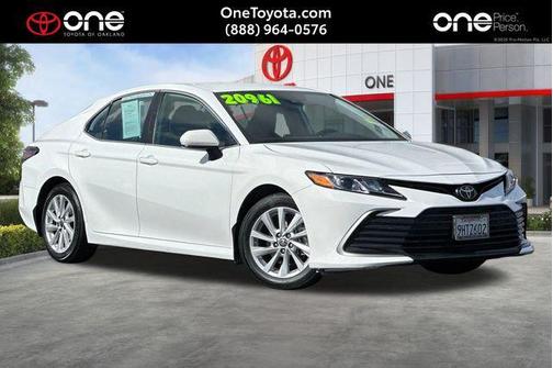 Ice Cap 2023 Toyota Camry LE