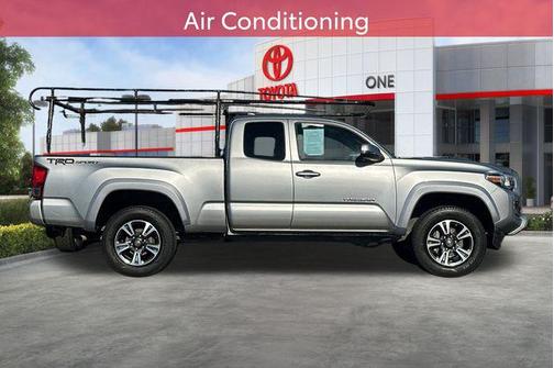 2017 Toyota Tacoma TRD Sport