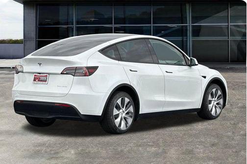 2023 Tesla Model Y Long Range Dual Motor All-Wheel Drive