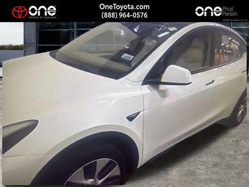 2023 Tesla Model Y Long Range Dual Motor All-Wheel Drive