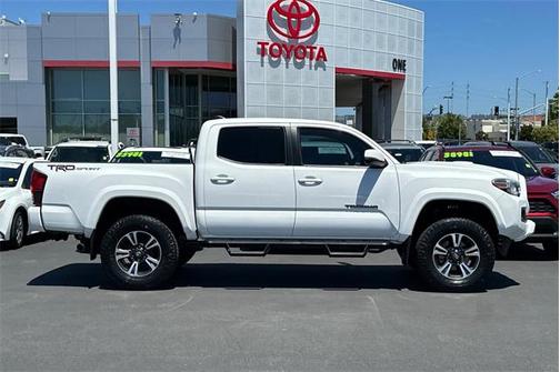 2019 Toyota Tacoma TRD Sport