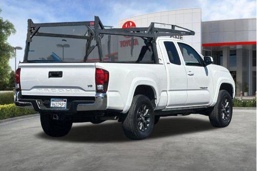 Ice 2023 Toyota Tacoma SR5