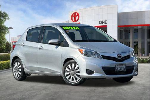 2014 Toyota Yaris LE