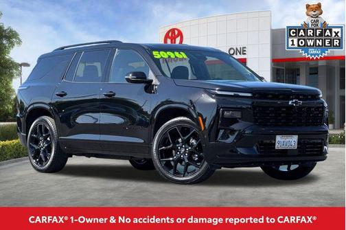 Mosaic Black Metallic 2025 Chevrolet Traverse RS