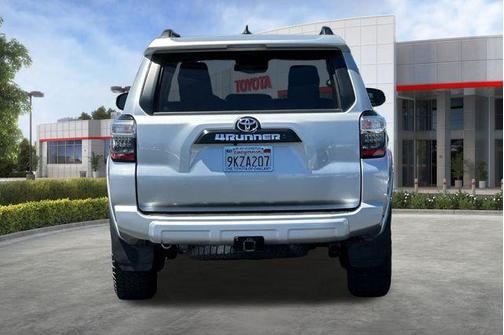 Classic Silver Metallic 2021 Toyota 4Runner TRD Off Road Premium
