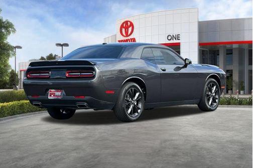 Granite Pearlcoat 2023 Dodge Challenger SXT
