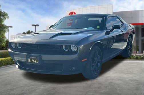 Granite Pearlcoat 2023 Dodge Challenger SXT