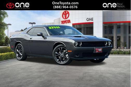 Granite Pearlcoat 2023 Dodge Challenger SXT