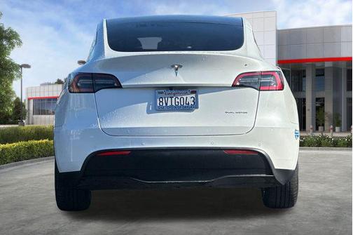 2021 Tesla Model Y Long Range Dual Motor All-Wheel Drive