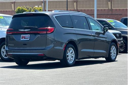 2021 Chrysler Pacifica Touring L