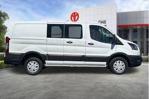 Oxford White 2023 Ford Transit-250 Base