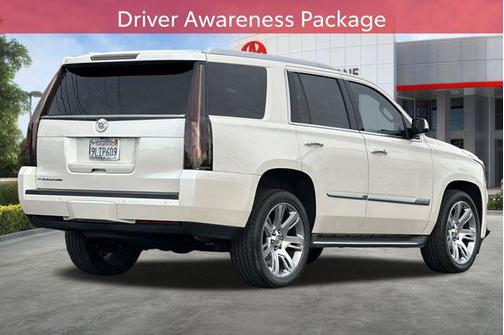 2015 Cadillac Escalade Luxury