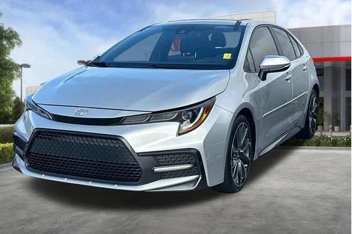 Classic Silver Metallic 2022 Toyota Corolla XSE