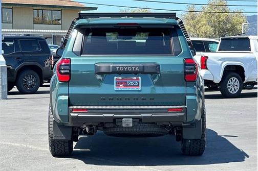 2025 Toyota 4Runner TRD OFF-ROAD