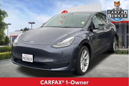 2021 Tesla Model Y Standard Range Rear-Wheel Drive