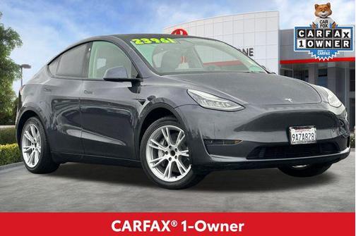 2021 Tesla Model Y Standard Range Rear-Wheel Drive