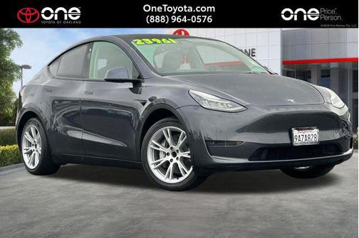 2021 Tesla Model Y Standard Range Rear-Wheel Drive