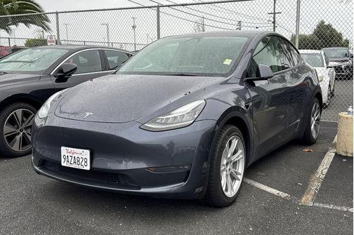 2021 Tesla Model Y Standard Range Rear-Wheel Drive
