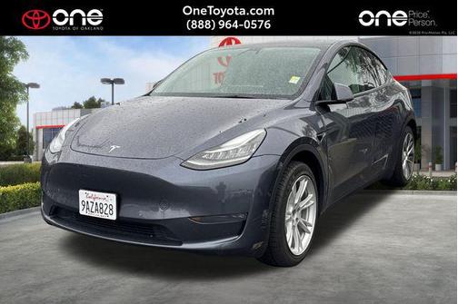 2021 Tesla Model Y Standard Range Rear-Wheel Drive