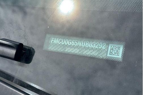 Star White Metallic Tri-Coat 2022 Ford Escape SE