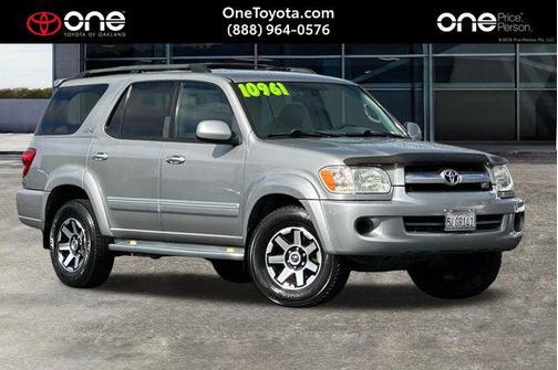 2005 Toyota Sequoia SR5