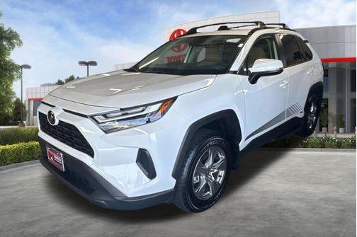 Ice Cap 2025 Toyota RAV4 Hybrid XLE