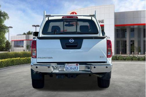 Glacier White 2021 Nissan Frontier SV