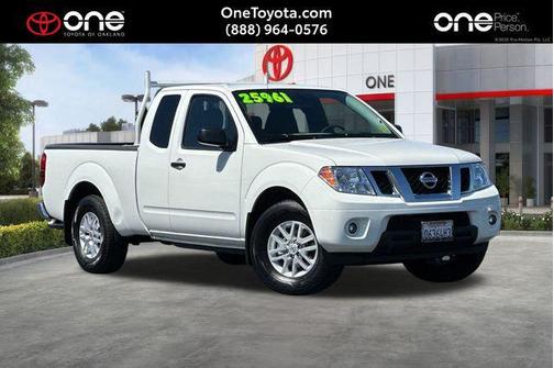 Glacier White 2021 Nissan Frontier SV