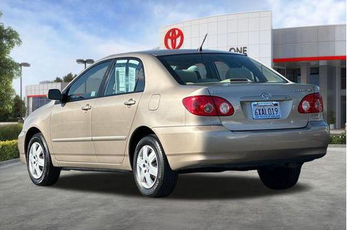 2005 Toyota Corolla LE