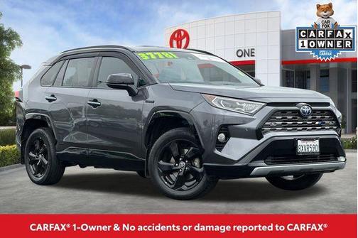 Blizzard Pearl/Midnight Black Metallic 2021 Toyota RAV4 Hybrid SE