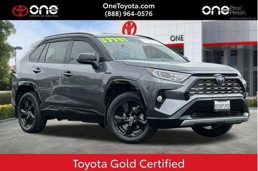 Blizzard Pearl/Midnight Black Metallic 2021 Toyota RAV4 Hybrid SE