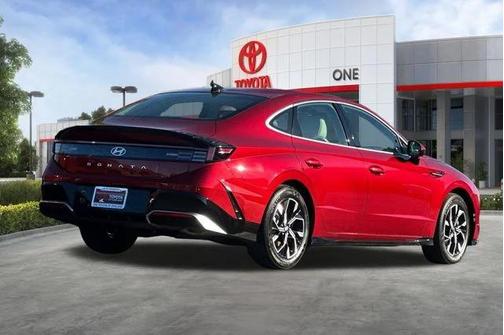 Ultimate red 2025 Hyundai SONATA SEL
