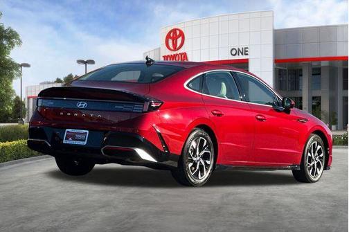 2025 Hyundai SONATA SEL