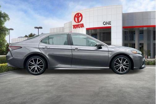 Predawn Gray Mica 2023 Toyota Camry SE