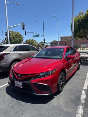 2021 Toyota Camry SE