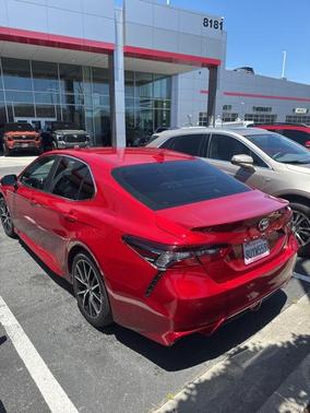 2021 Toyota Camry SE
