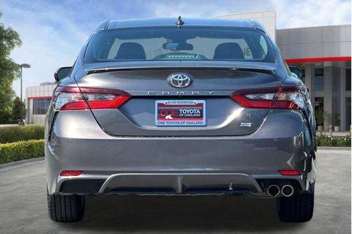 Predawn Gray Mica 2022 Toyota Camry SE