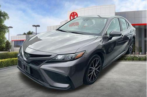 Predawn Gray Mica 2022 Toyota Camry SE