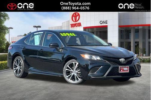 2019 Toyota Camry SE