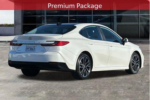 2025 Toyota Camry XLE