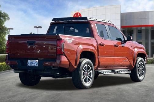 Terra 2025 Toyota Tacoma Hybrid TRD Sport