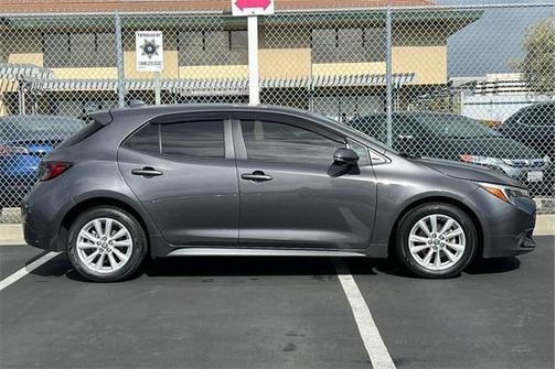 2023 Toyota Corolla Hatchback SE