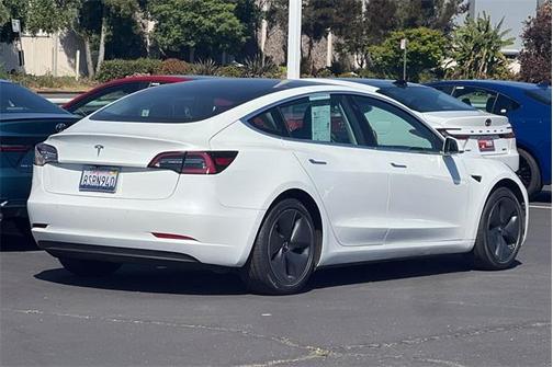 2020 Tesla Model 3 Standard Range Plus