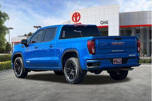 Dynamic Blue Metallic 2022 GMC Sierra 1500 Elevation