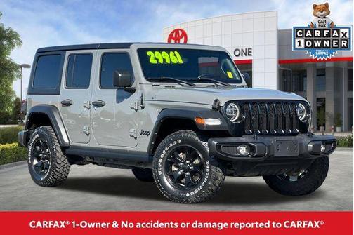 Sting-Gray Clearcoat 2022 Jeep Wrangler Willys