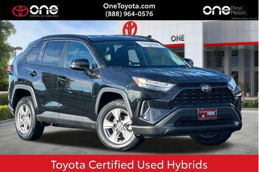 2023 Toyota RAV4 XLE