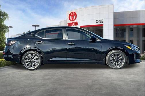 Super Black 2025 Nissan Sentra S