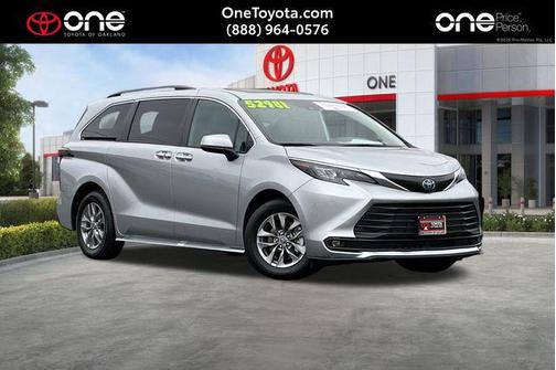 Celestial Silver 2025 Toyota Sienna XLE